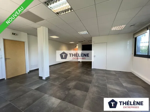 Bureaux 136 m²