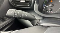 Toyota Yaris 116h Dynamic 5p MY22 — photo 11