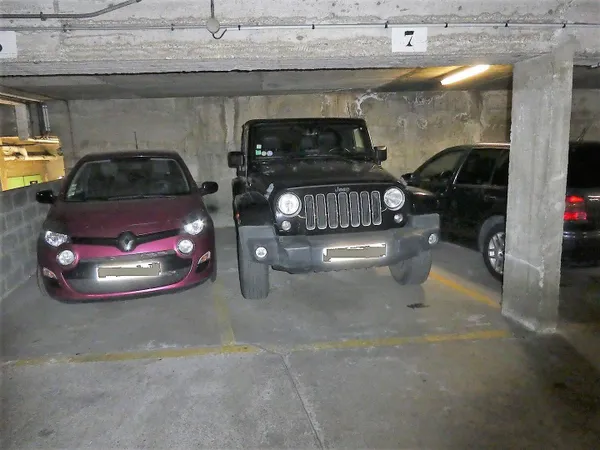 Parking 12 m²