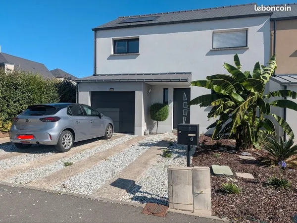 Maison meublée 84 m² - 3 chambres - Jardin clos - Garage - Saint-Aubin-d'Aubigné