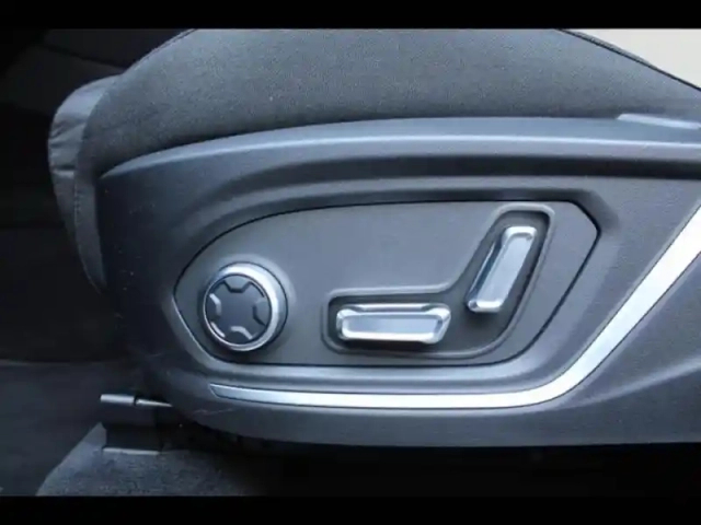 Lynk&Amp;Co 01 1.5 phev 261ch dcth 7 — photo 15