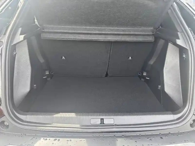 Peugeot 2008 hybrid 145 e-dcs6 — photo 6