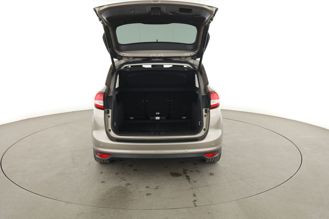 Ford C-Max 1.5 TDCi Titanium PowerShift — photo 15