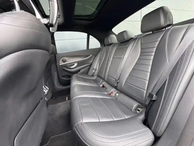 Mercedes Classe E 220 d amg line berlin — photo 15
