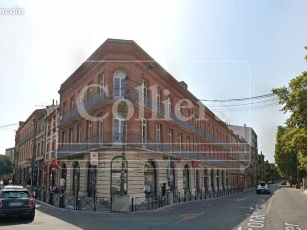 Bureaux 718 m²