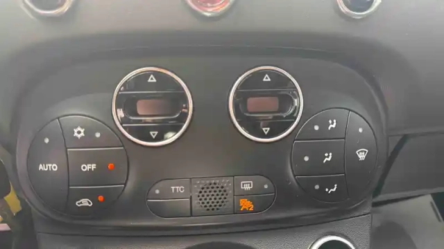 Abarth 500 595 1.4 turbo 16v t-jet 180 ch bvm5 — photo 17