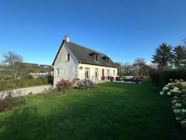 Maison 8 pièces 163 m²