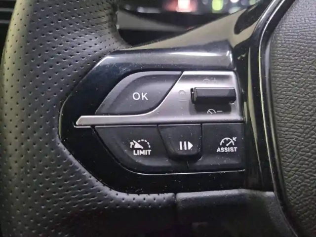 Peugeot 408 puretech 130 ch s&amp;s eat8 — photo 29
