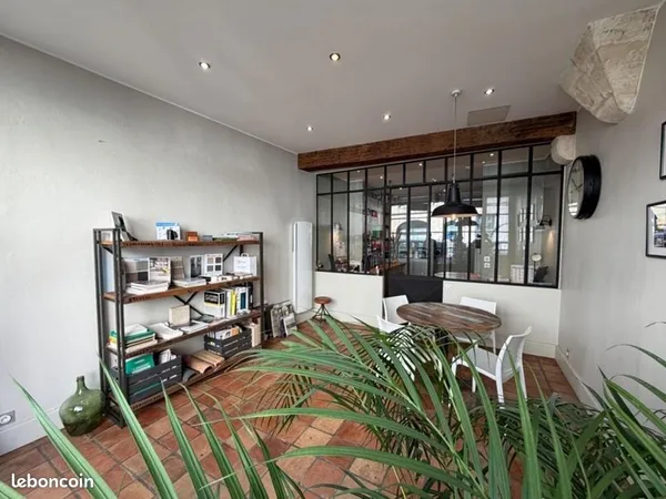 Bureau 36 m²