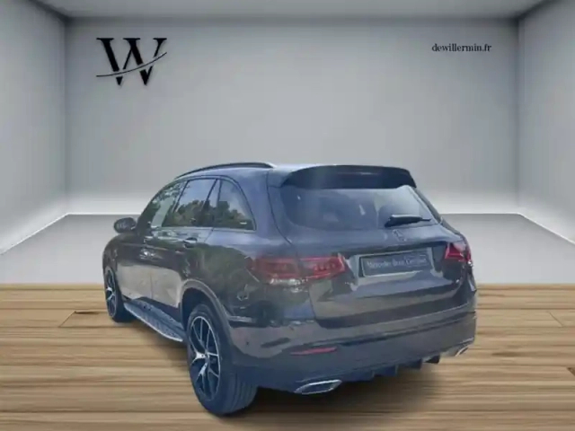 Mercedes Glc 300e 4matic suv amg line — photo 3