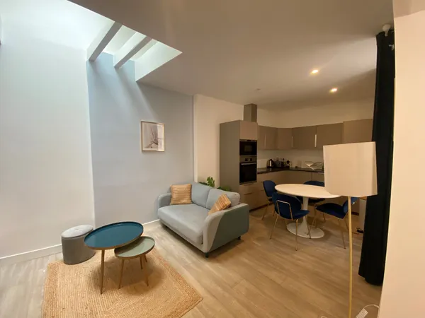 Appartement avec une chambre d'environ 35,29 m² - Proche de la Porte Dijeaux et de la Place Gambetta