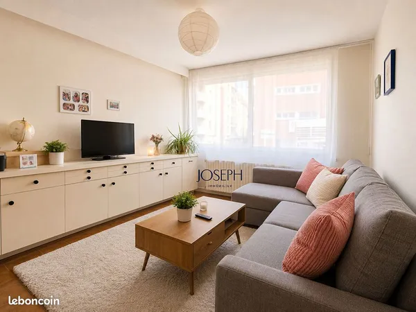 Appartement 4 pièces 80 m²