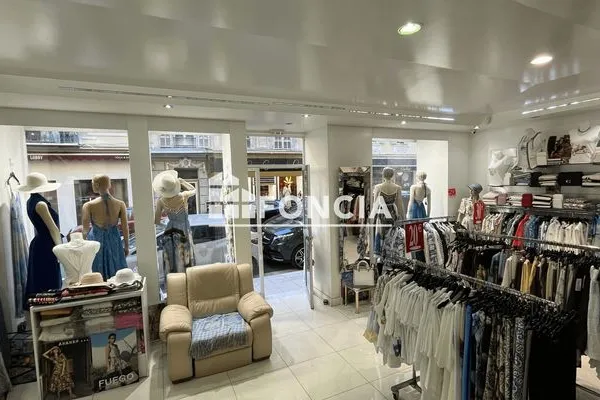 Fonds de commerce 61 m²