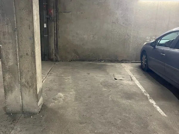 Stationnement Location Saint-Brieuc   25€