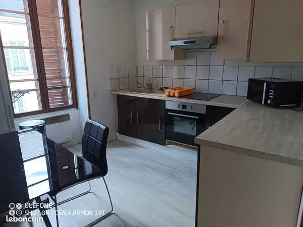 Location appartement F3 meublé centre ville cosne