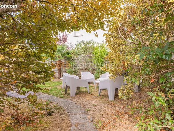 Maison 7 pièces 195 m²