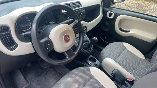 Fiat Panda 1.3 Multijet 75 - Rock – 2014 – 144164 km – Diesel – Boîte Manuelle — photo 15