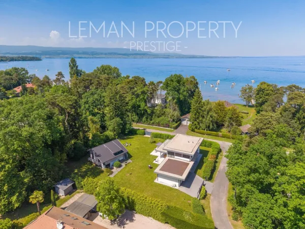 PROPRIETE - 100m du LAC et proche GENEVE