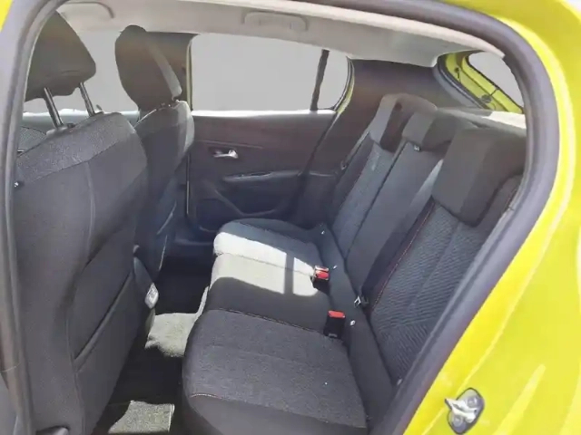 Peugeot 208 electrique 50 kwh 136ch — photo 12