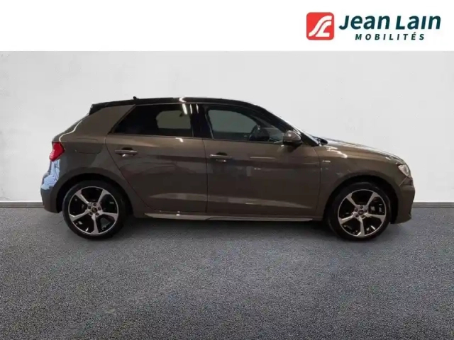 Audi A1 sportback 30 tfsi 116 ch s tronic 7 — photo 4