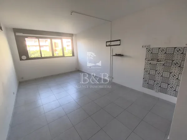 Charmant Studio Fréjus centre