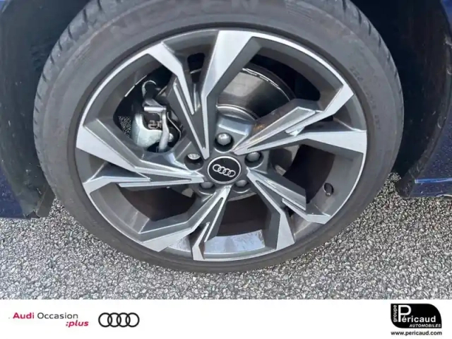 Audi A3 sportback 40 tfsie 204 s tronic 6 — photo 24