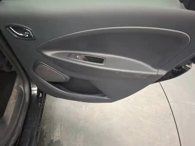 Renault Zoé zoe r90 — photo 21