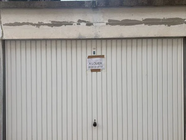 Garage à louer