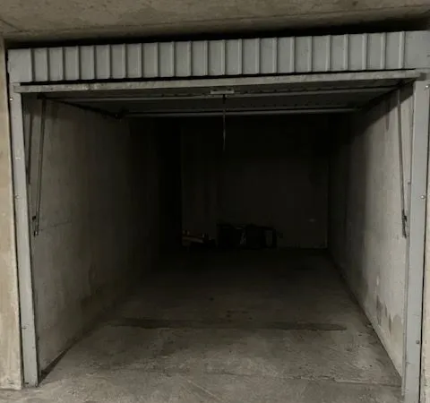 Loue garage ferme plateau croix-rousse