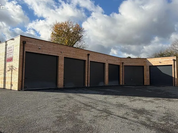 Box garage stockage local dépôt