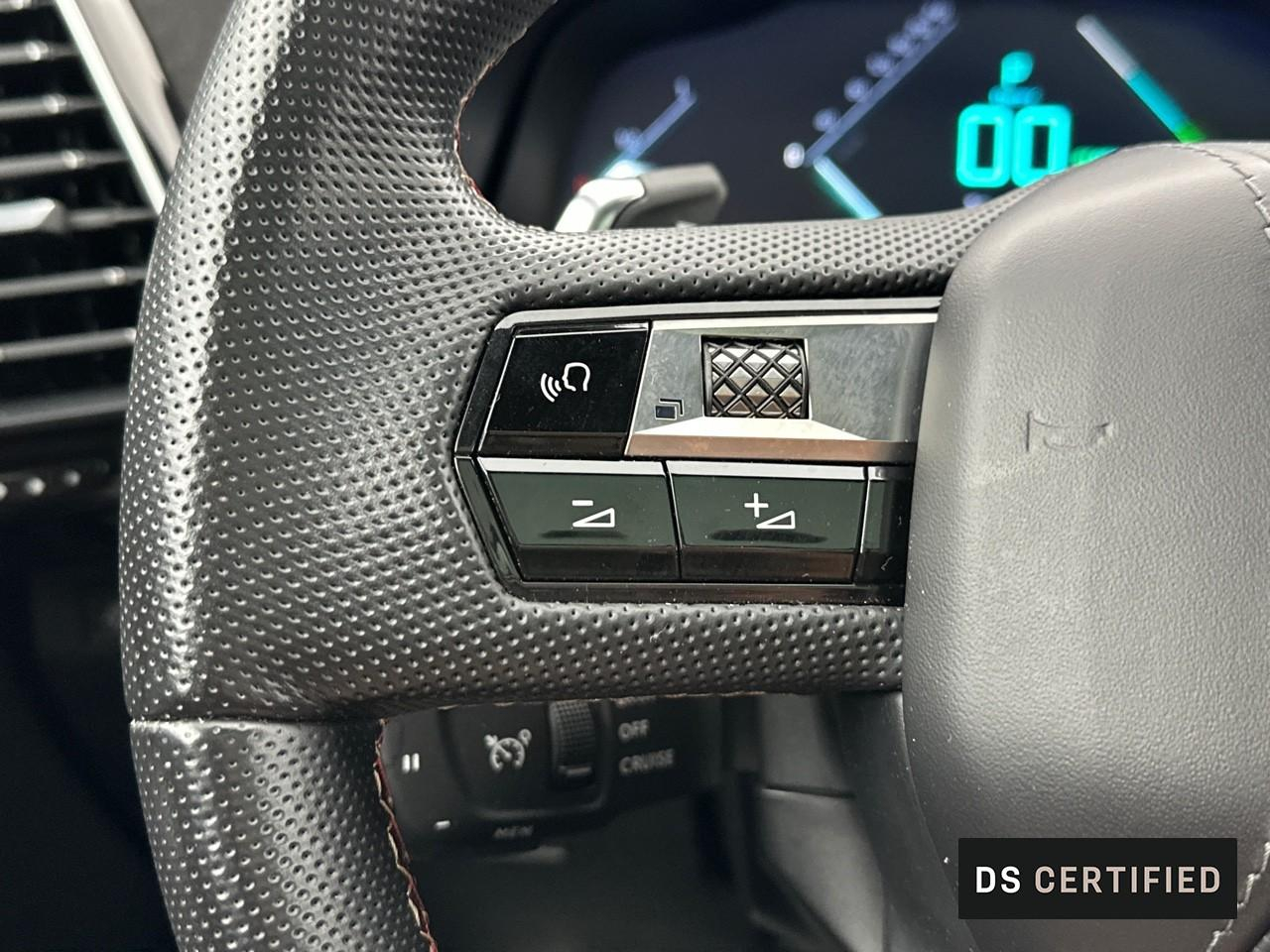 Ds Ds 7 crossback crossback hybride e-tense 300 eat8 4x4 performance — photo 21