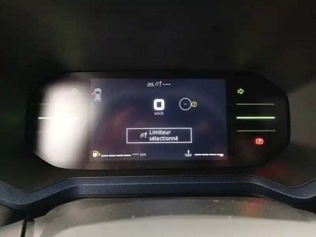 Dacia Duster mild hybrid 130 — photo 15