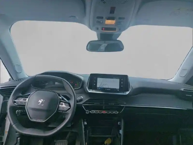 Peugeot 2008 electrique 136 ch — photo 8