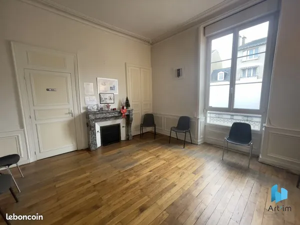 Bureaux, chasse 210 m² Le Mans