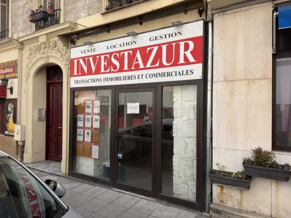 Local commercial 2 pièces 25 m²