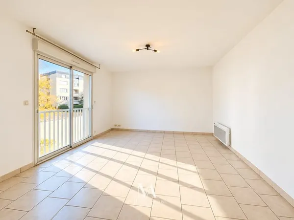 ANGERS SUD - Appartement type 3 à louer avec parking