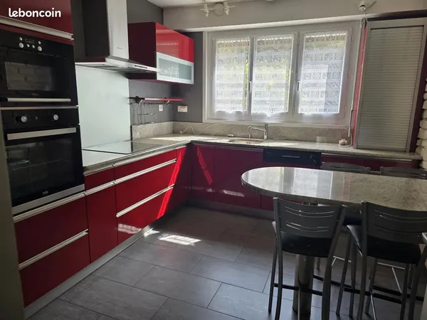 Maison 6 pièces 183 m²