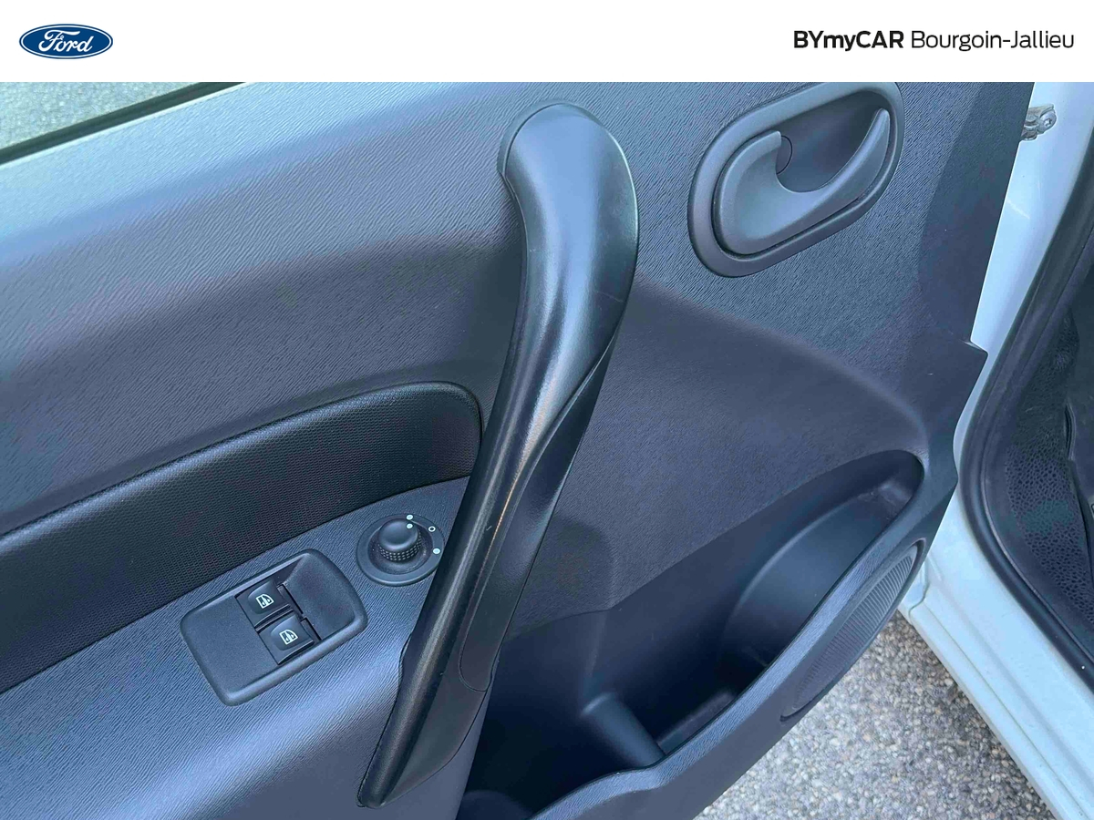 Renault KANGOO EXPRESS BLUE DCI 95 — photo 20