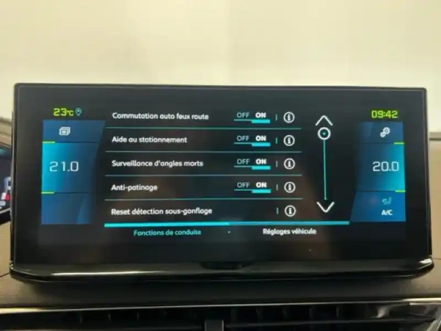 Peugeot 3008 1.2 puretech 130ch s&amp;s roadtrip eat8 — photo 11