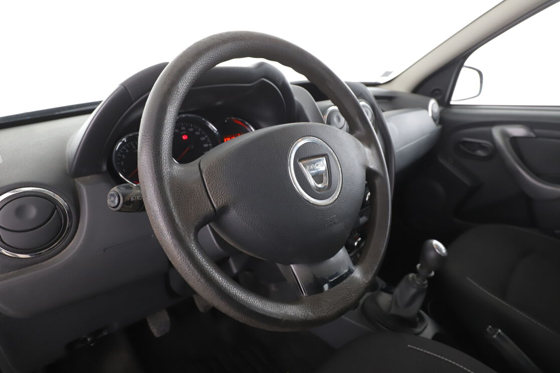 Dacia Duster 1.5 dCi Silver Line 4x4 — photo 10