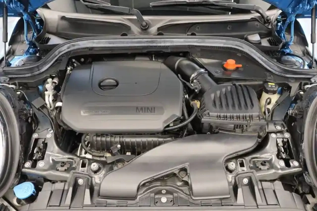Mini Mini hatch 5 portes cooper 136 ch — photo 9