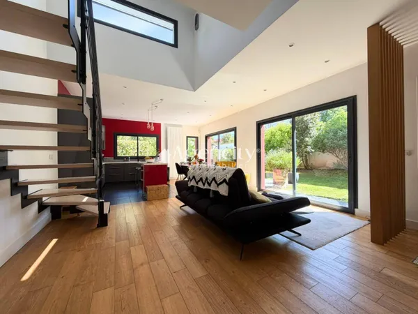 Maison 7 pièces 150 m²