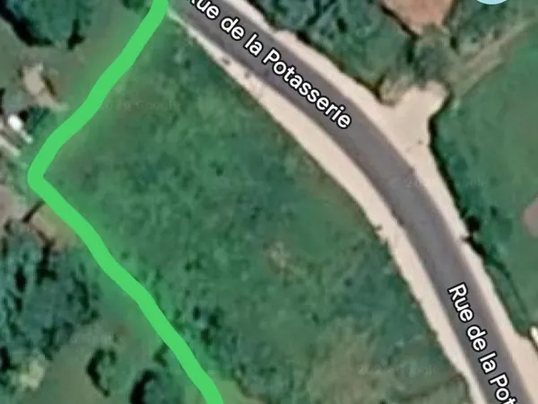Terrain de 933m2 à Dry avec 50m de Façade