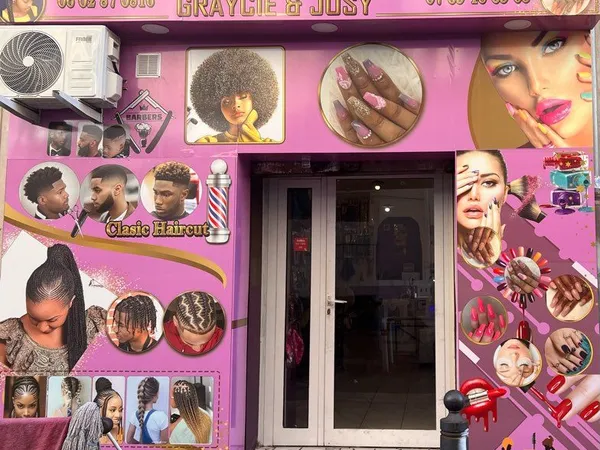 ✨ *OPPORTUNITÉ À SAISIR - LOCAL COMMERCIAL 40 m² + CAVE - MARSEILLE CENTRE, 13001 * Vous souhaitez l