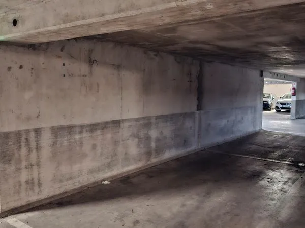 Place de parking sécurisé