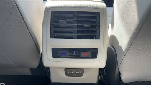 Volkswagen Golf 2.0 TDI 150 DSG7 - Style 1st – 2020 – 59456 km – Diesel – Boîte Automatique — photo 36