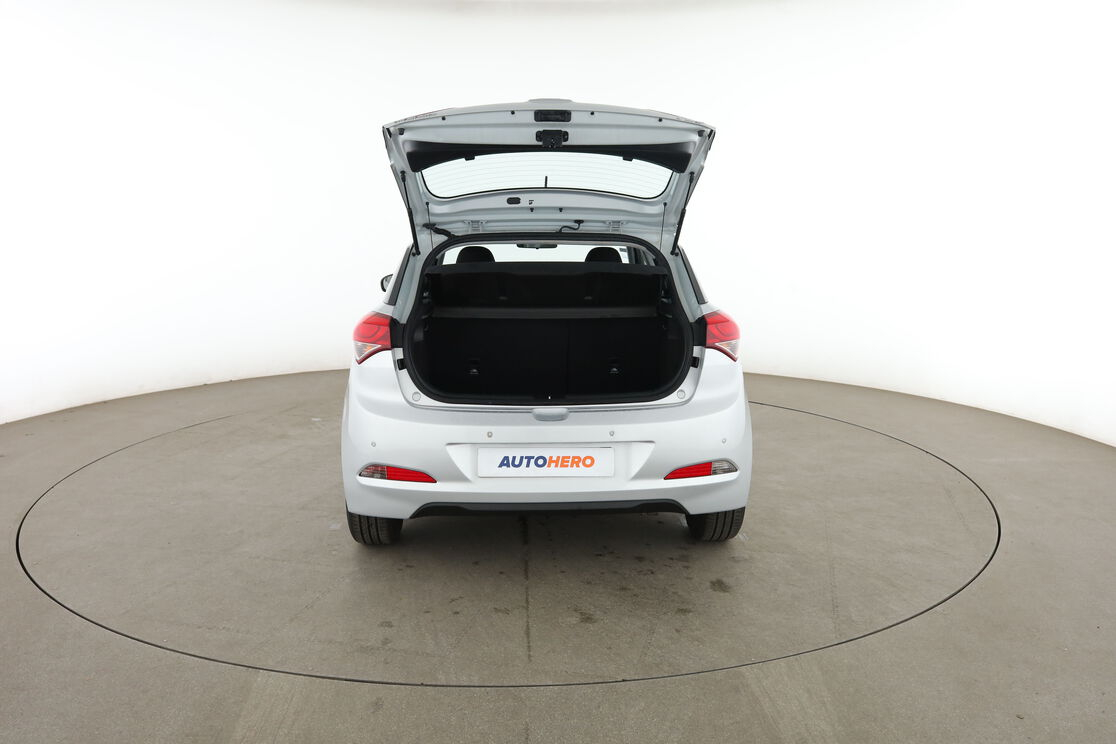 Hyundai i20 1.2 Intuitive — photo 15