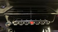 Peugeot 208 1.2 PureTech 100ch S&S GT EAT8 — photo 26