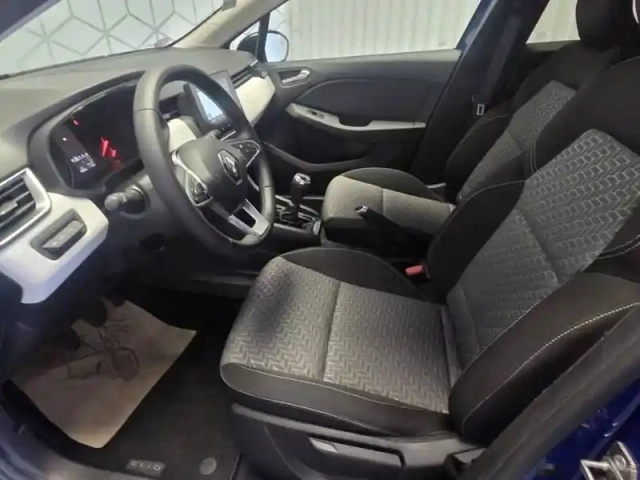Renault Captur tce 90 - 21 — photo 152