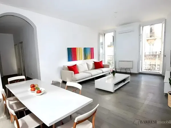 Toulon - Secteur Université - T3 traversant de 77 m² avec balc